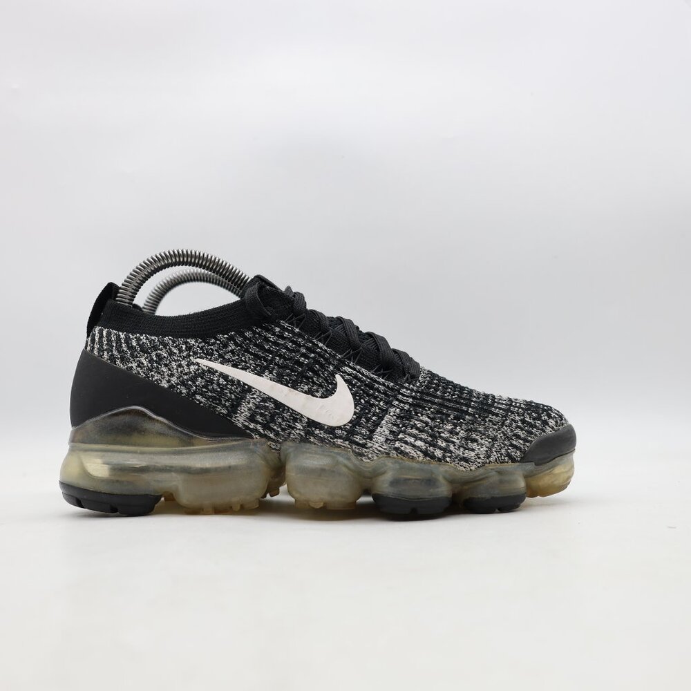 Nike Air VaporMax Flyknit 3 Women's US Size 8 Oreo Running Sneakers AJ6910-001